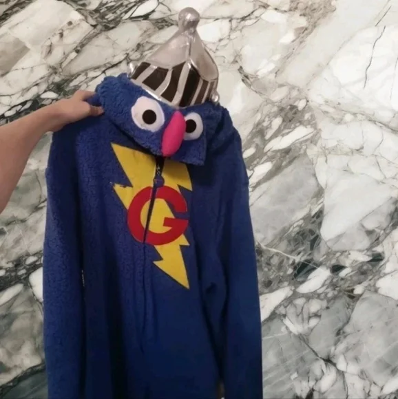 Spirit Halloween Super Grover Costume With Removable Cape, Unisex: Large-Xlarge - Picture 2 of 16